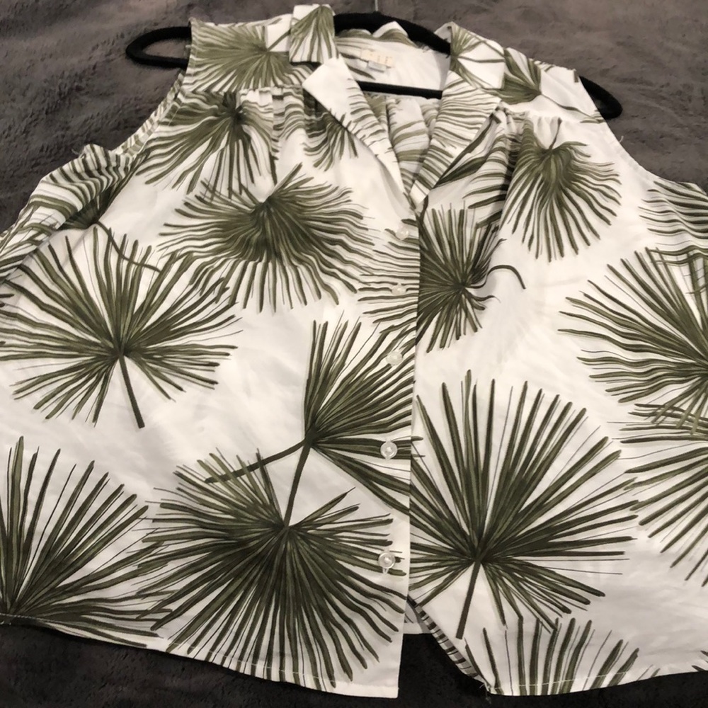 Summery flowing blouse